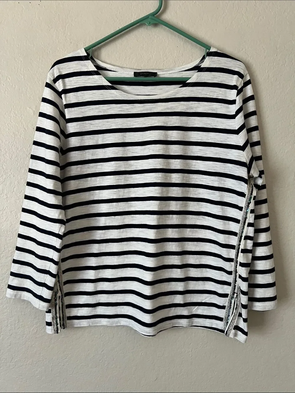 EUC J.CREW Striped 3/4 Sleeve White/Black Size Unknown
